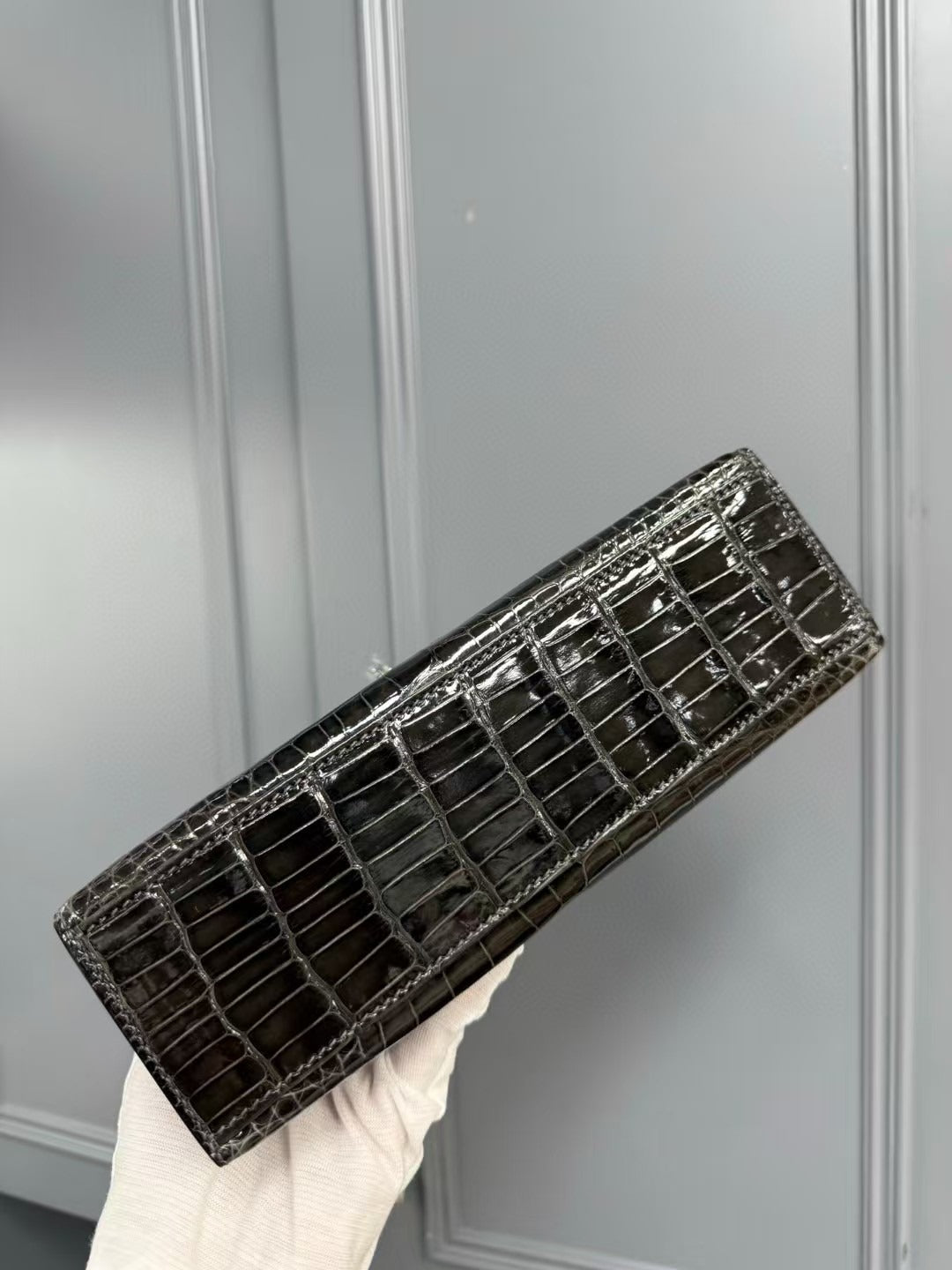 HM KELLY MINI 22 IN BROWN AMERICAN ALLIGATOR SILVER BUCKLE