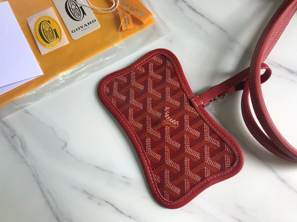 CHIEN GRIS & POCKET 34 RED CANVAS