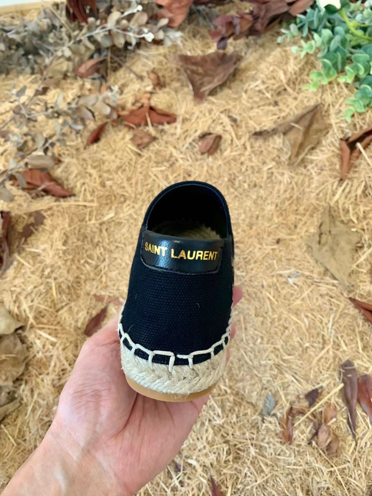 SL EMBROIDERED ESPADRILLES IN CANVAS BLACK