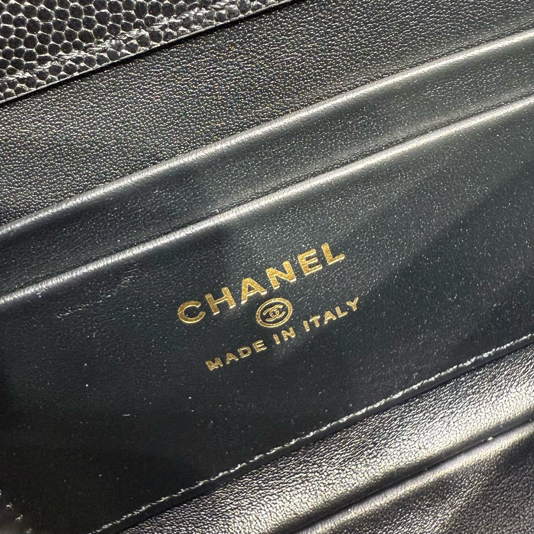 MINI FLAP BAG 14 IN BLACK GRAINED CALFSKIN GOLD HARDWARE