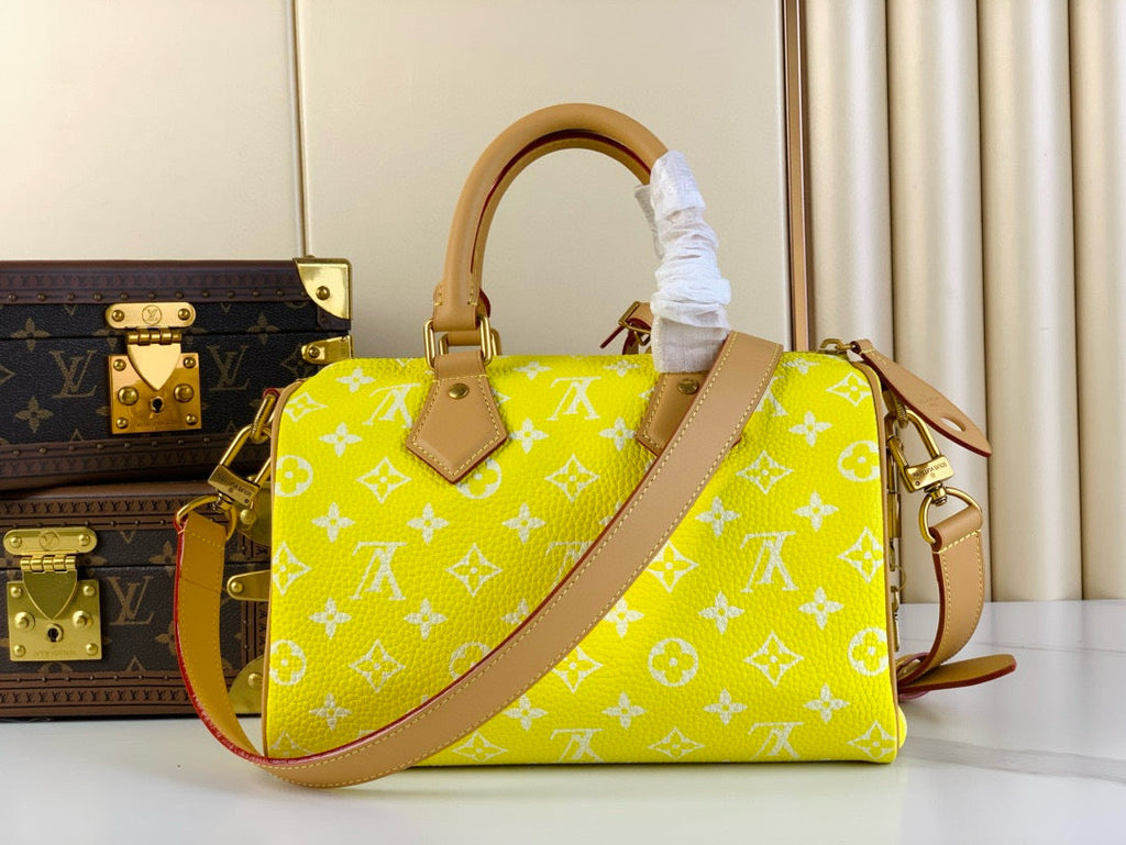 SPEEDY P9 BANDOULIÈRE 25 IN YELLOW MONOGRAM CALFSKIN