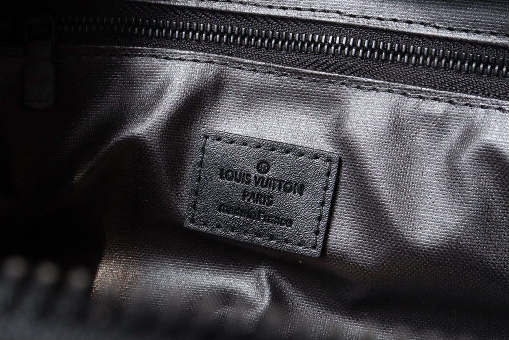 DOPP KIT TOILETRY BAG 28 CM IN BLACK TAURILLON MONOGRAM LEATHER