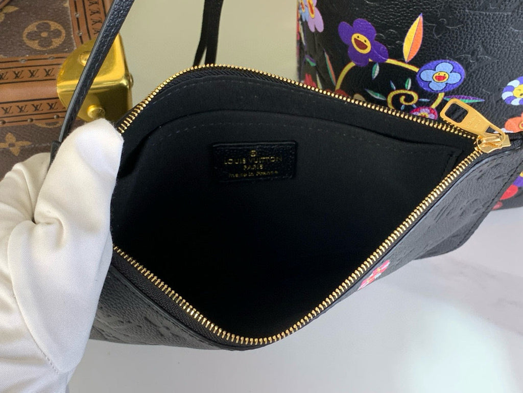 NEVERFULLxTM MM TOTE BAG 32 IN BLACK MONOGRAM CALFSKIN