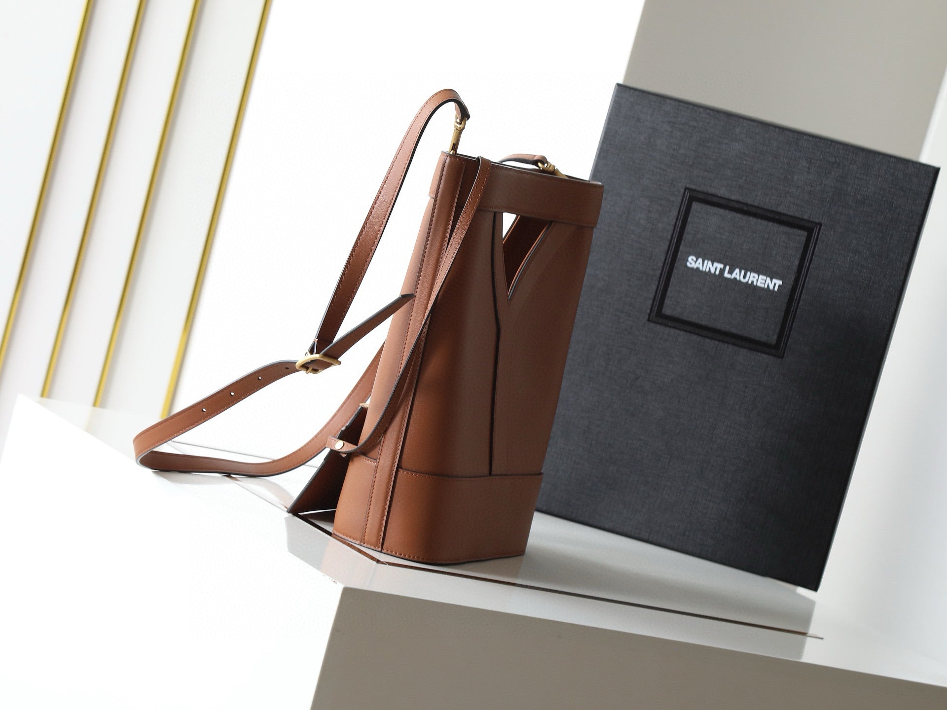 YSL Y BUCKET BAG 30 IN BROWN CALFSKIN