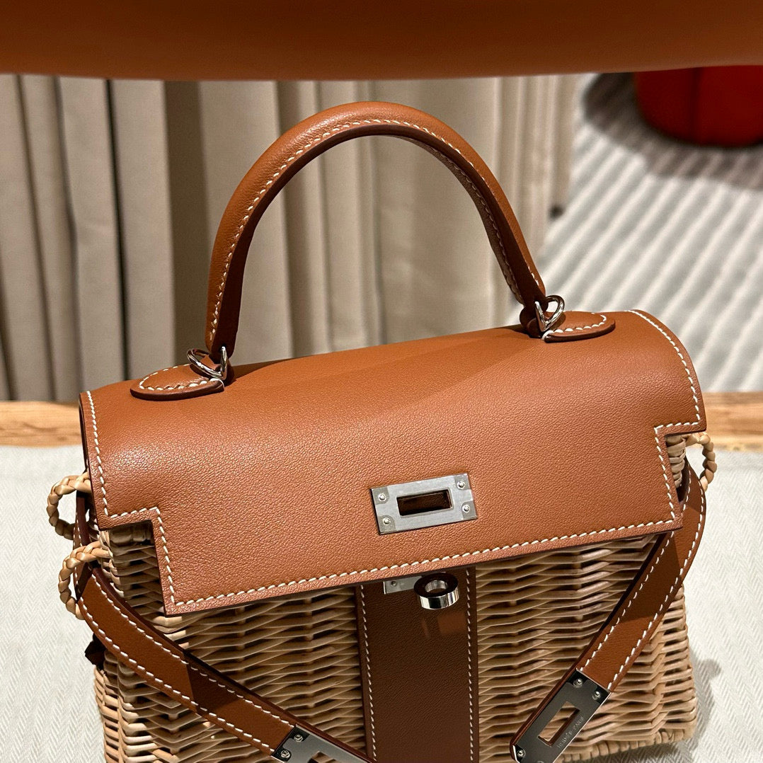 HM KELLY PICNIC HANDBAG IN BROWN & NATURAL LEATHER AND WICKER SILVER HARDWARE
