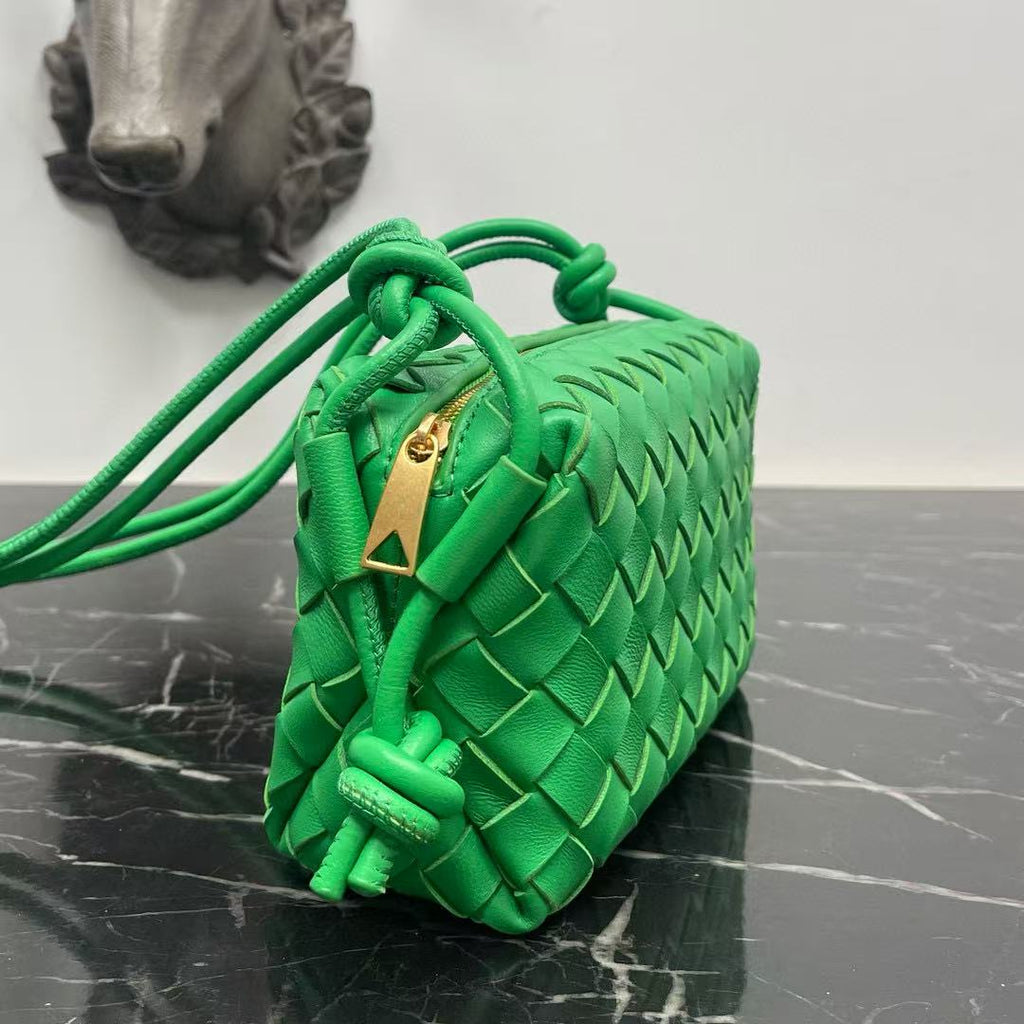 BOTTEGA VENETA KNOT CROSSBODY BAG 17 IN EMERALD GREEN CALFSKIN