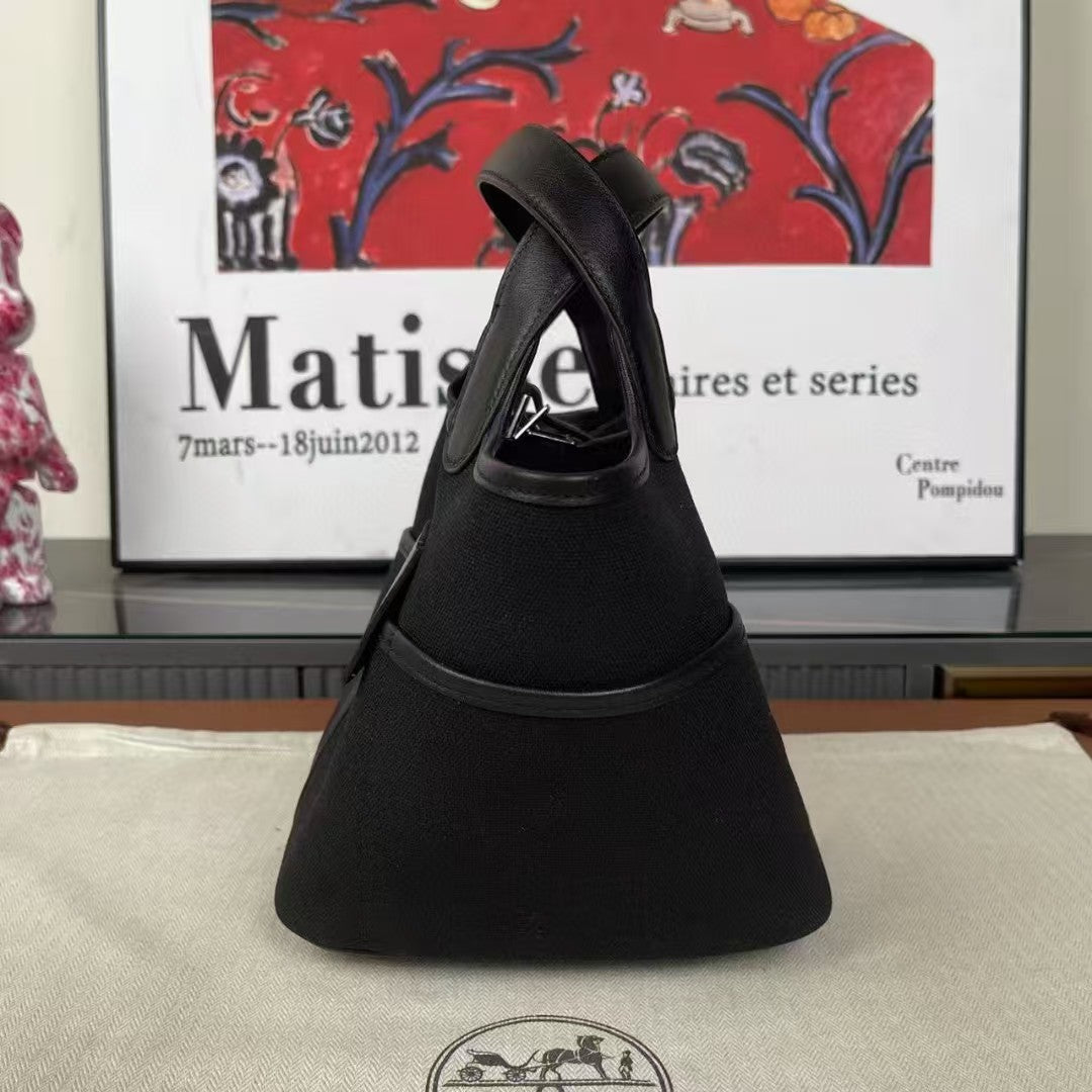 CARGO PICOTIN BAG 18 IN BLACK TOGO GOLD HARDWARE