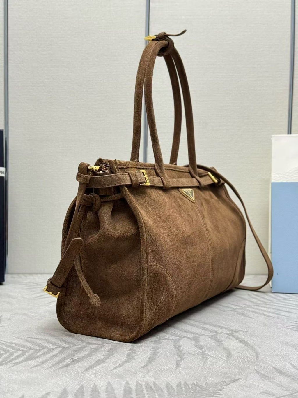 TOTE BAG WITH BELT 38 IN CHOCOLATE BROWN SUEDE GOLD HARDWARE