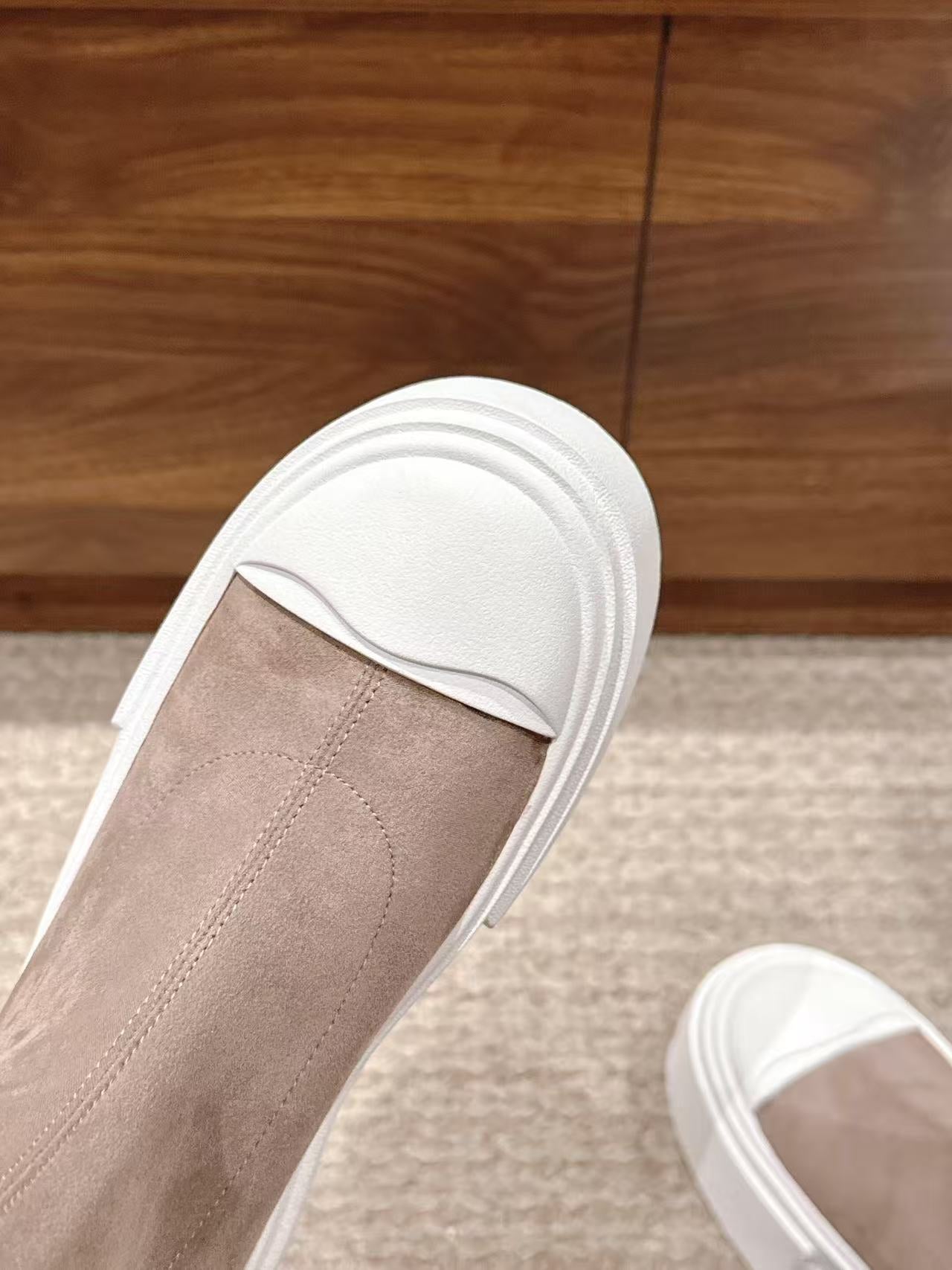 THE ROW HIGH BOOTS IN DARK BEIGE SUEDE