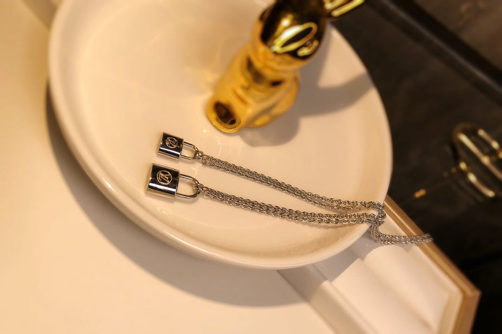 LV CHARITY LOCK NECKLACE