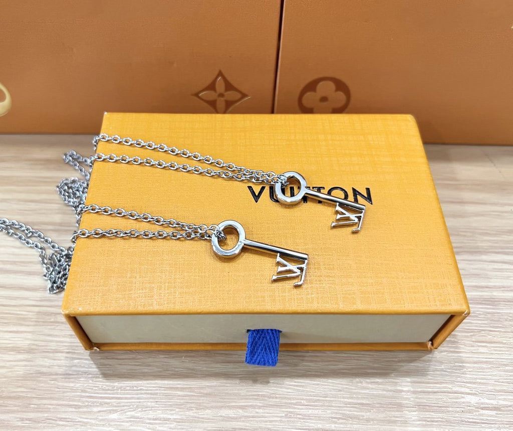 LV KEY PENDANT