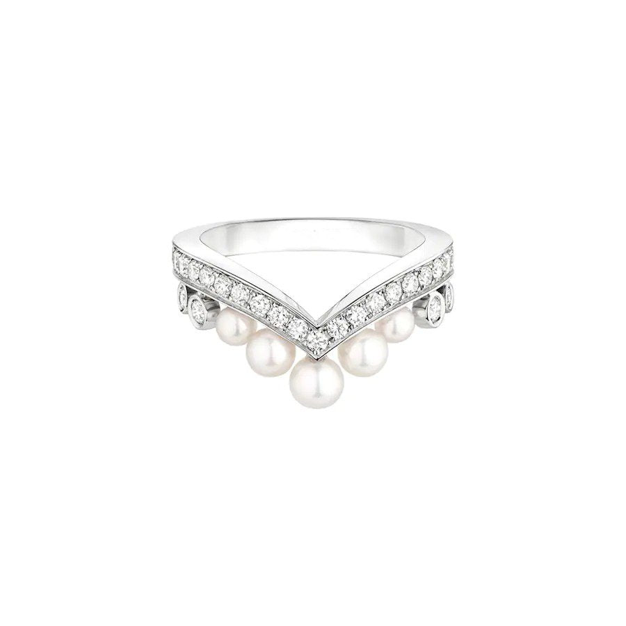 chaumet-josephine-aigrette-ring-white-gold-pearls-diamonds-083292_8e76e1bd-8274-4ad2-9d30-91281b5b5f60.jpg
