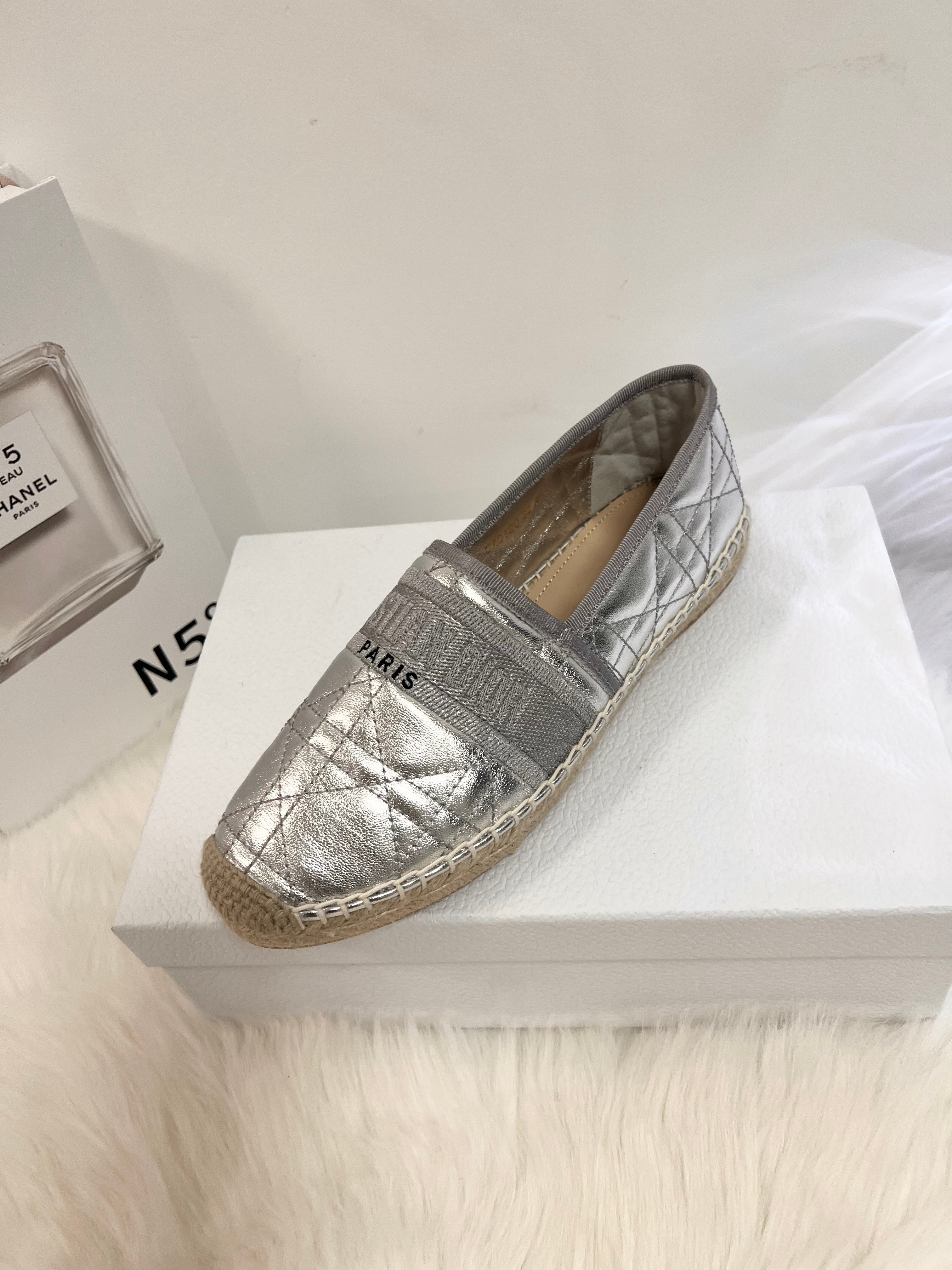 GRANVILLE ESPADRILLE SILVER QUILTED CANNAGE CALFSKIN