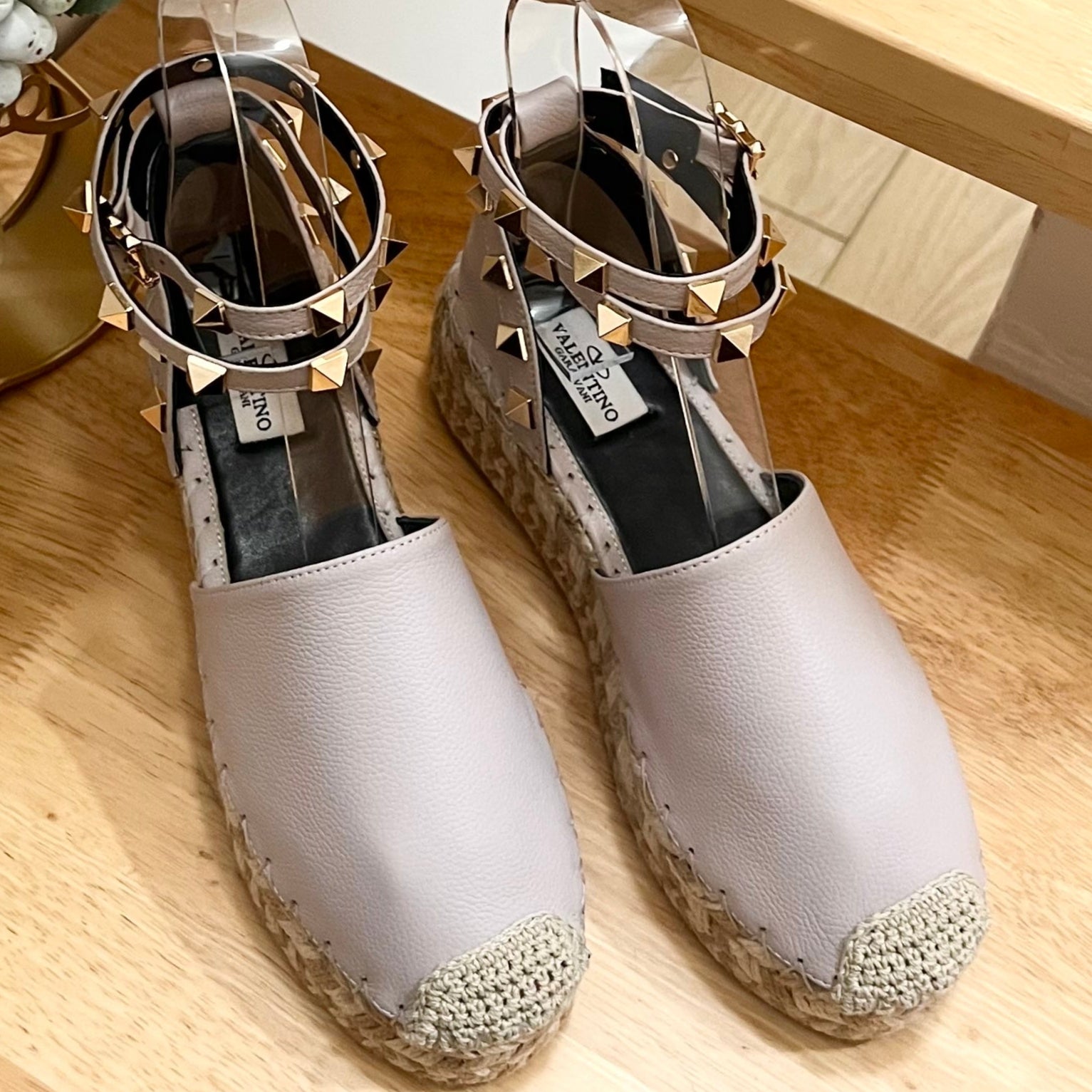 LIGHT PURPLE LEATHER ROCKSTUD ESPADRILLES ANKLE STRAP FLATS