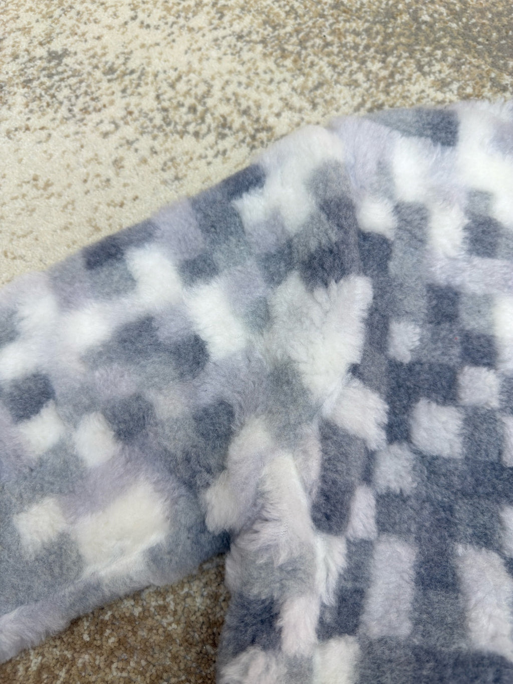 LV 25S CASHMERE COAT 589440