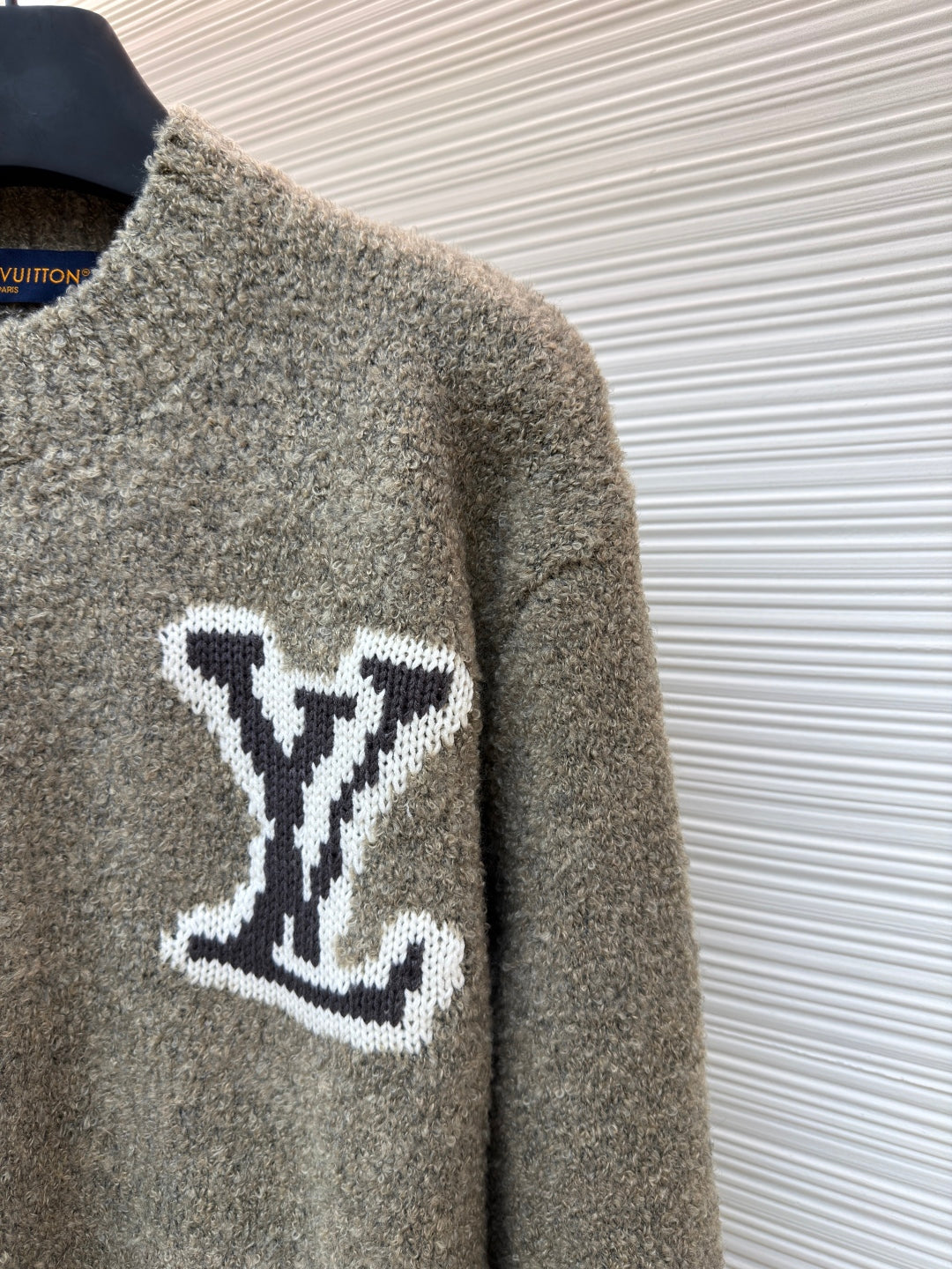 LV 25S SWEATER 583445
