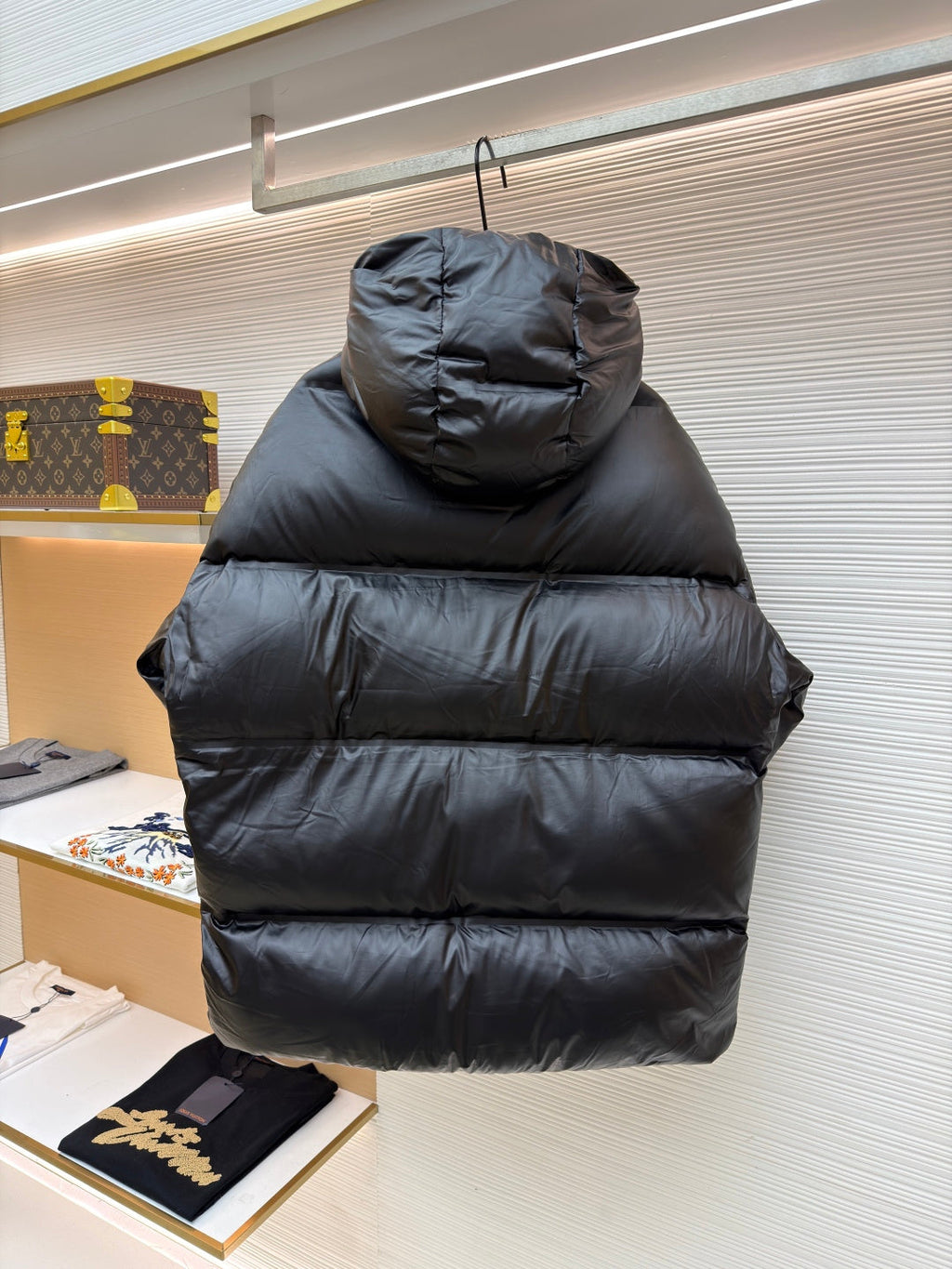 PRADA 25S PUFFER JACKET 543