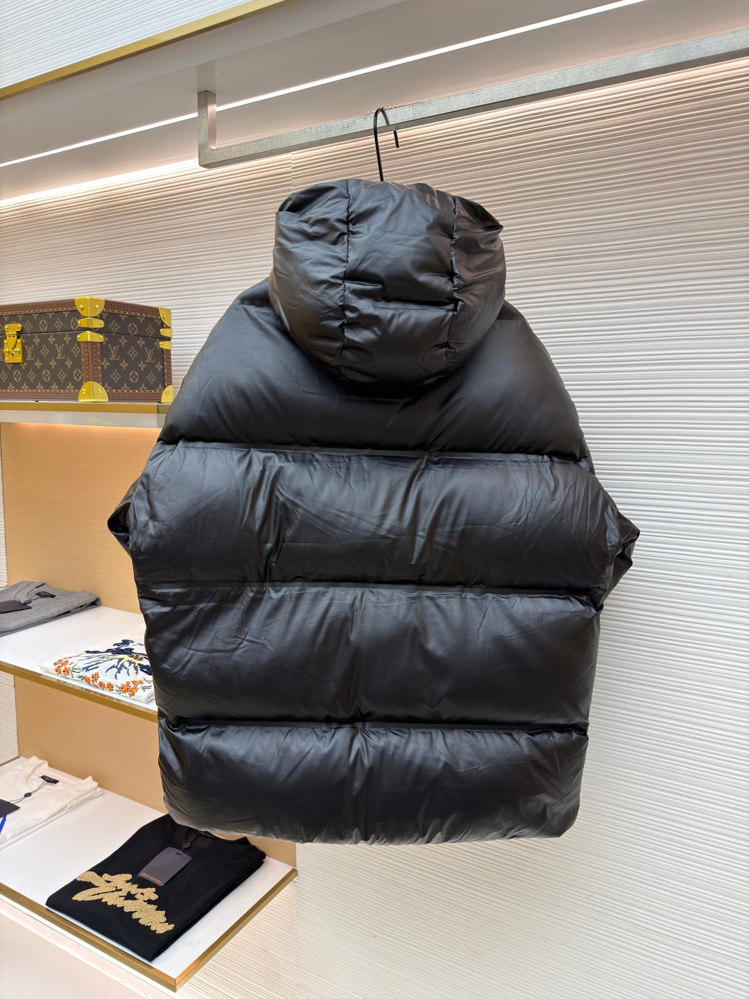 PRADA 25S PUFFER JACKET 543