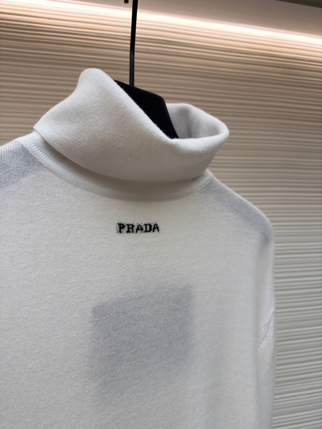 PRADA 25S HIGH-NECK SWEATER 537