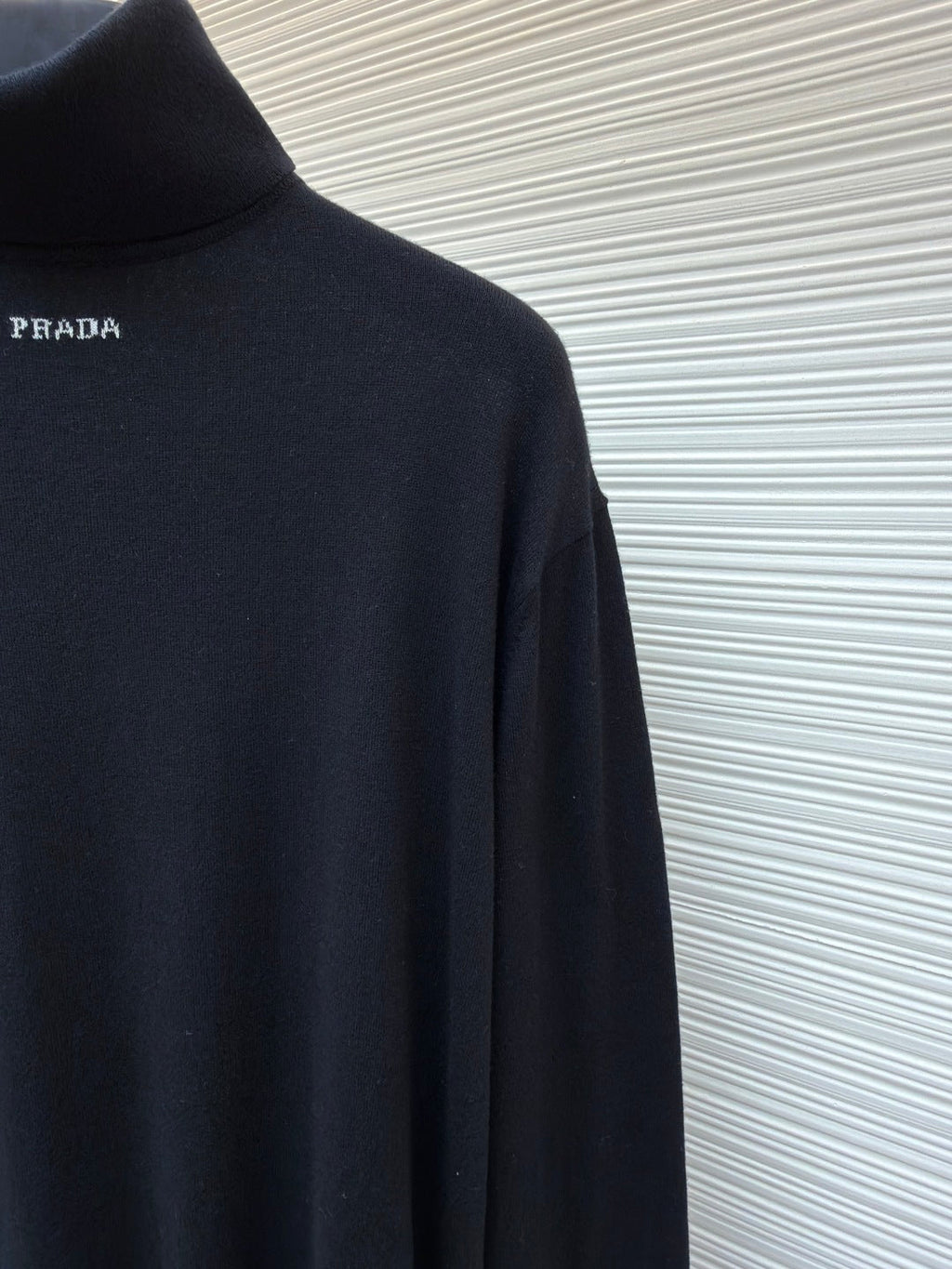 PRADA 25S HIGH-NECK SWEATER 538