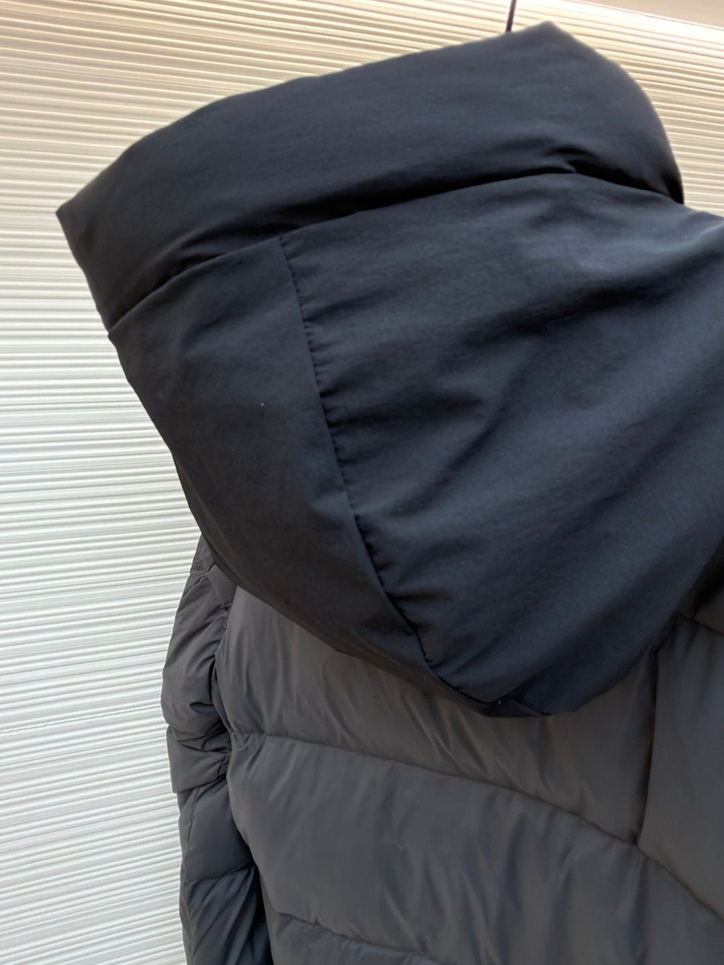 MONCLER 25S DOWN JACKET 218