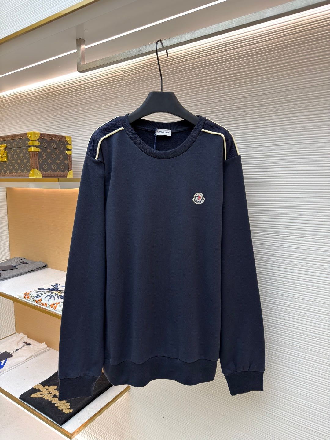 MONCLER SWEATSHIRT STYLE 161