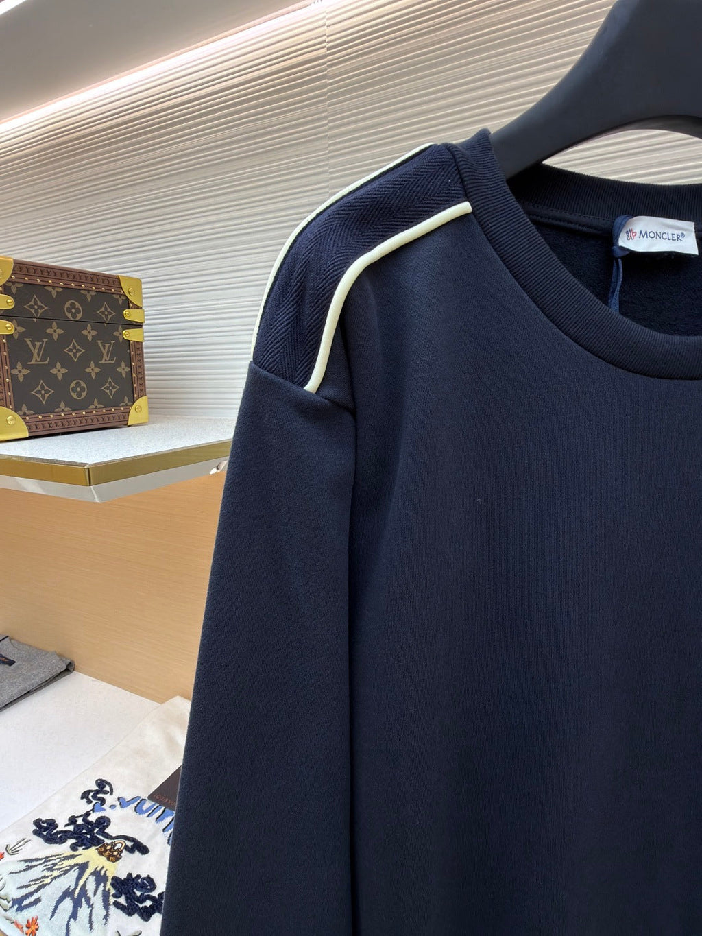 MONCLER SWEATSHIRT STYLE 161