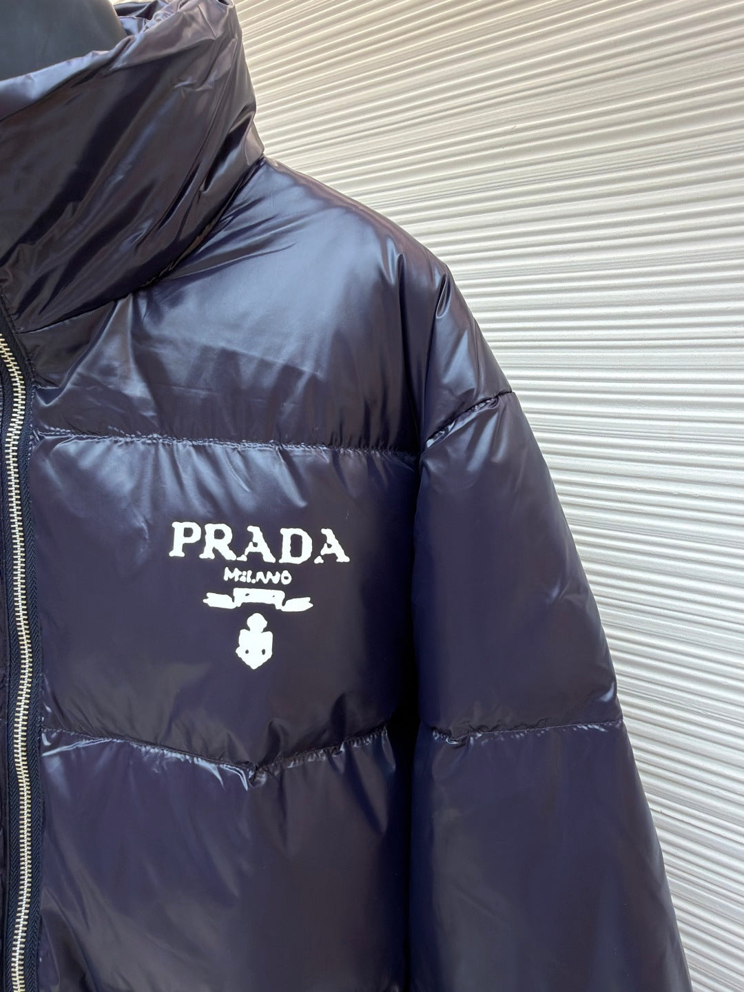 PRADA 25S DOWN JACKET 392
