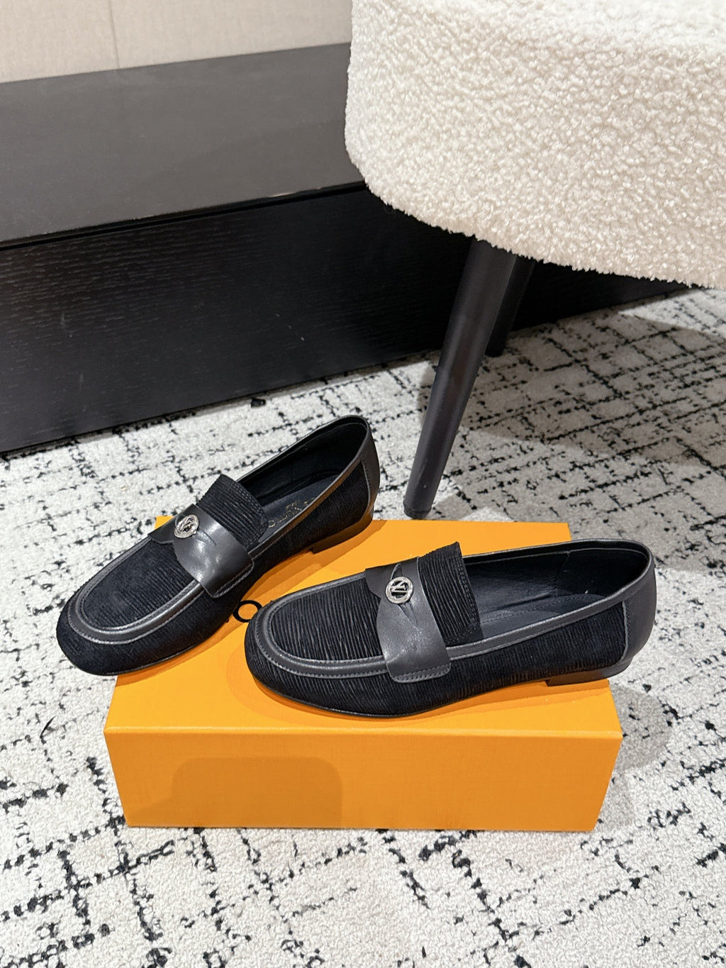 LV LOAFER 25S IN BLACK SUEDE AND CALFSKIN