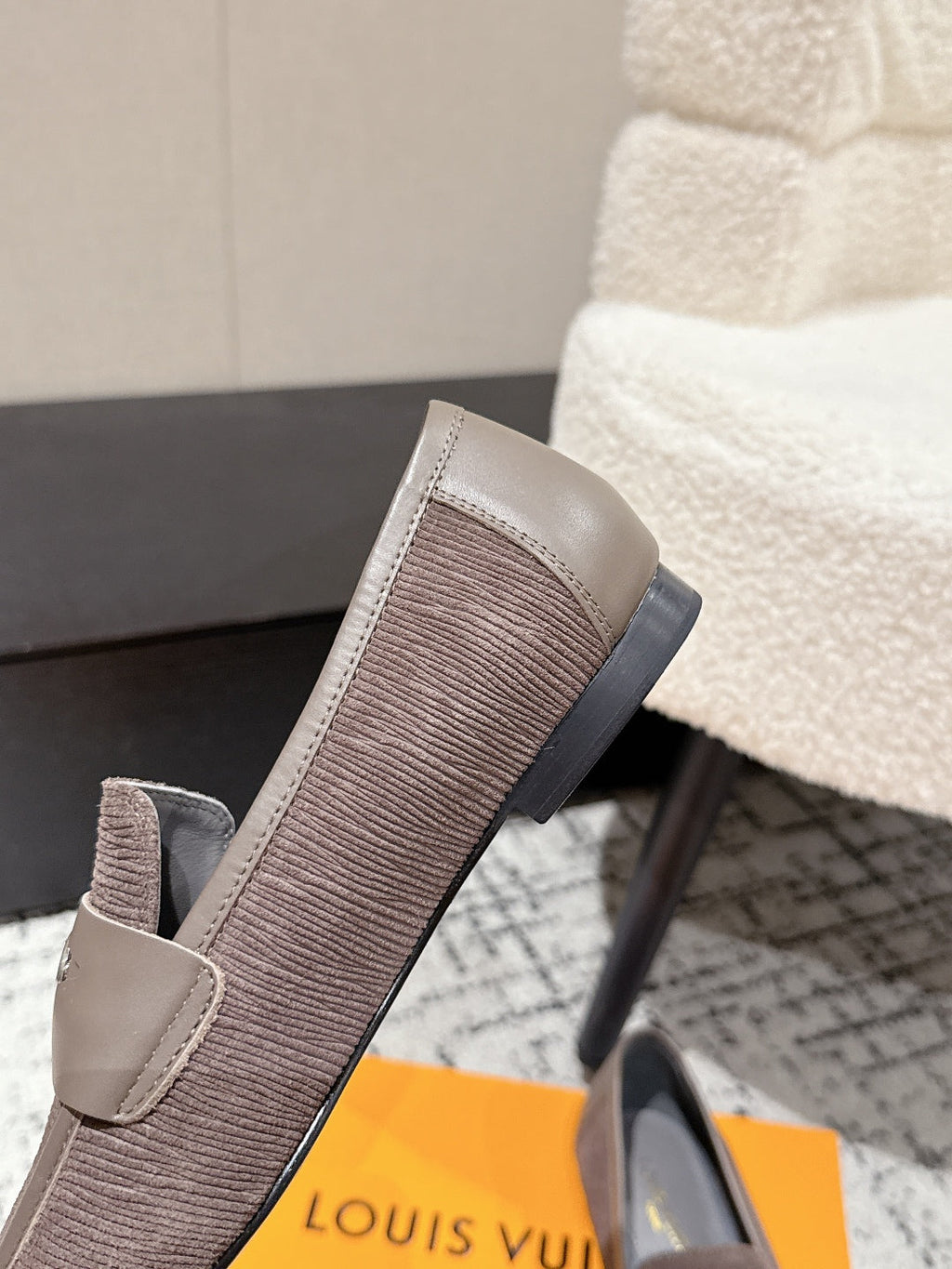 LV LOAFER 25S IN DUSTY ROSE BROWN SUEDE AND CALFSKIN