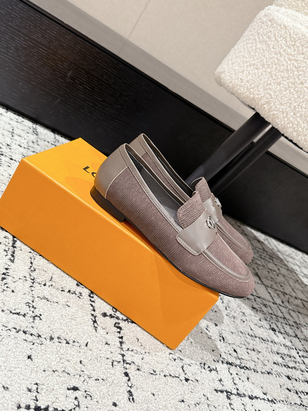 LV LOAFER 25S IN DUSTY ROSE BROWN SUEDE AND CALFSKIN