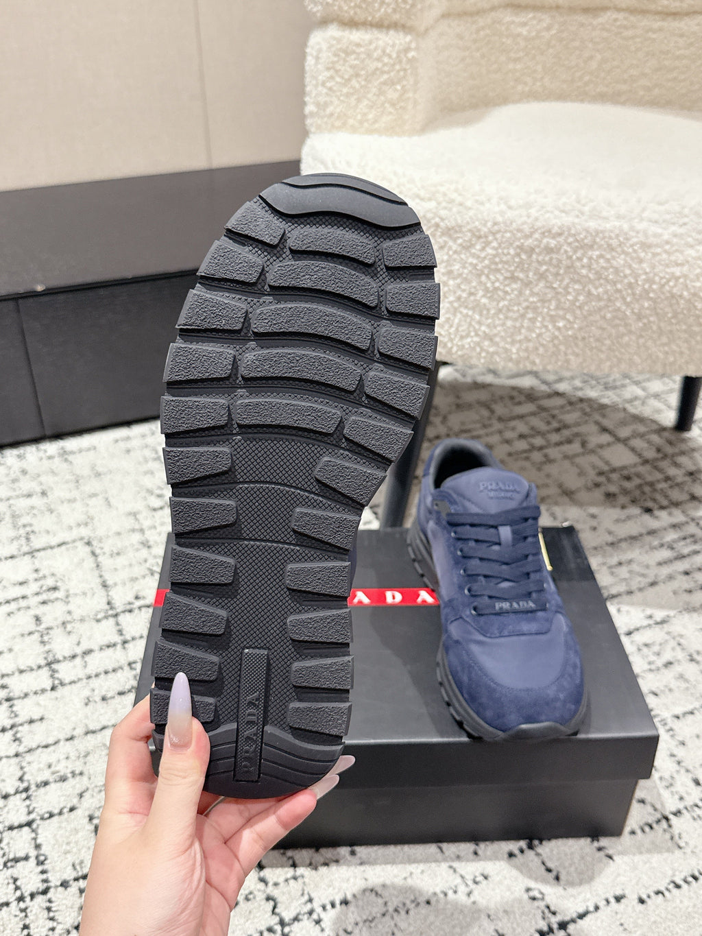 PRADA 25S MEN SNEAKERS LOGO IN NAVY BLUE NUBUCK AND CANVAS