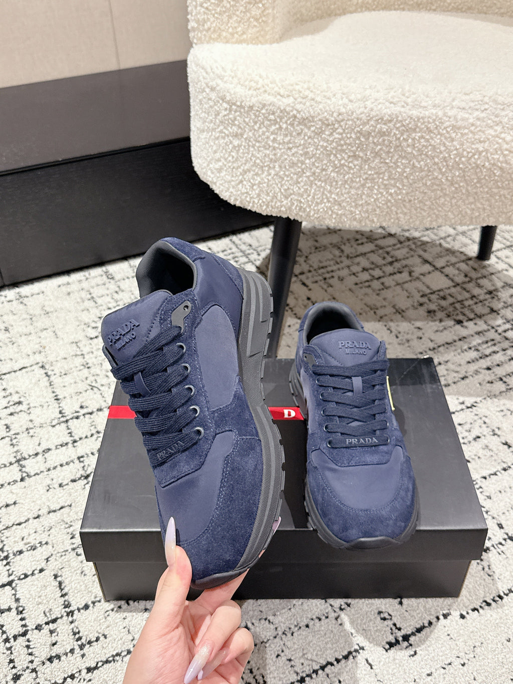 PRADA 25S MEN SNEAKERS LOGO IN NAVY BLUE NUBUCK AND CANVAS