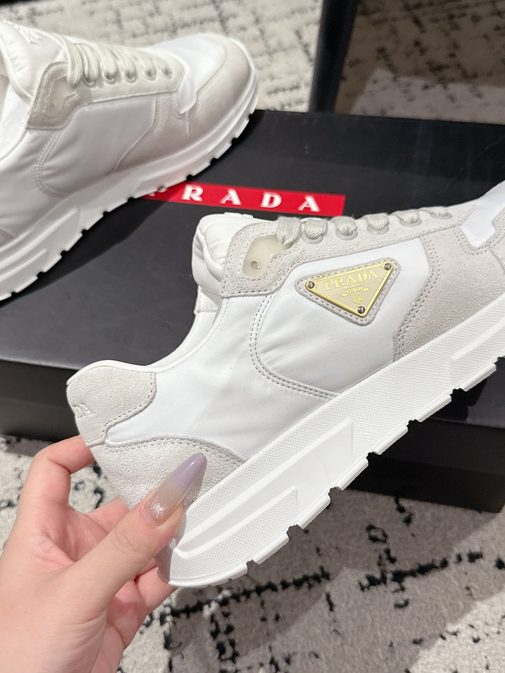 PRADA 25S MEN SNEAKERS LOGO IN WHITE NUBUCK AND CANVAS