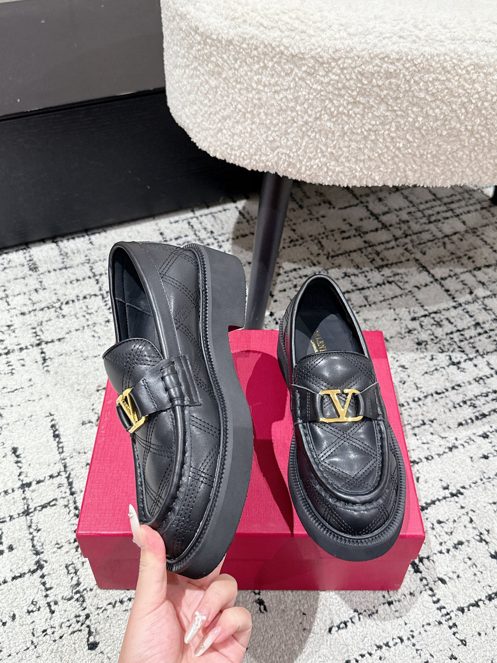 VLTN LOAFER 25S IN MATTE BLACK LEATHER WITH GOLD HARDWARE