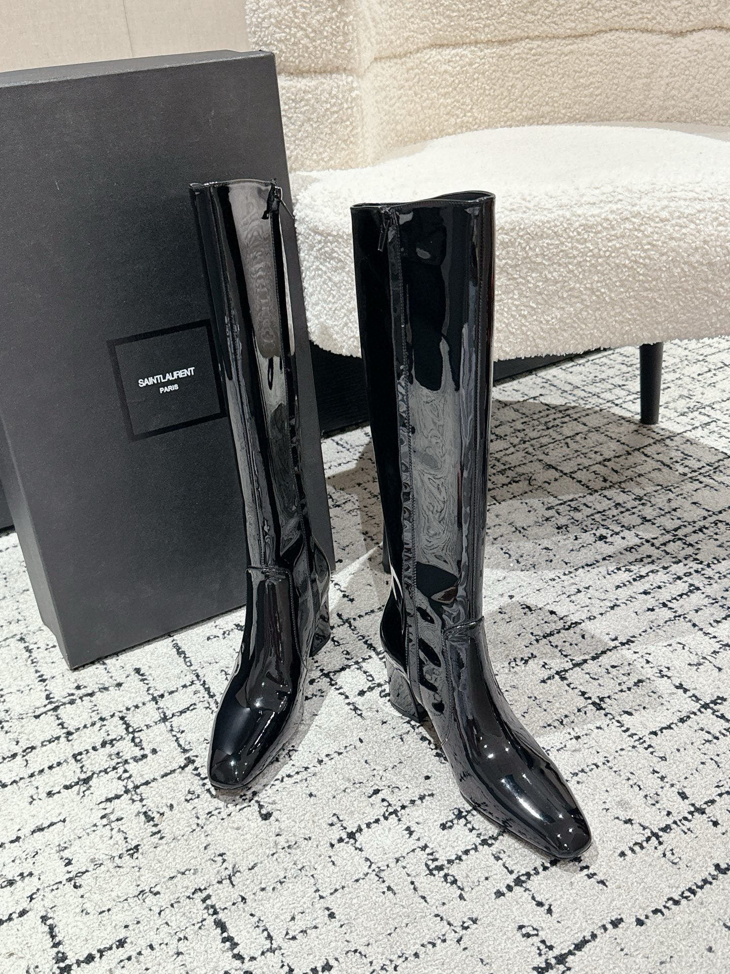 YSL 25S PLATFORM KNEE-HIGH BOOTS 70 MM IN BLACK GLOSSY LAMBSKIN