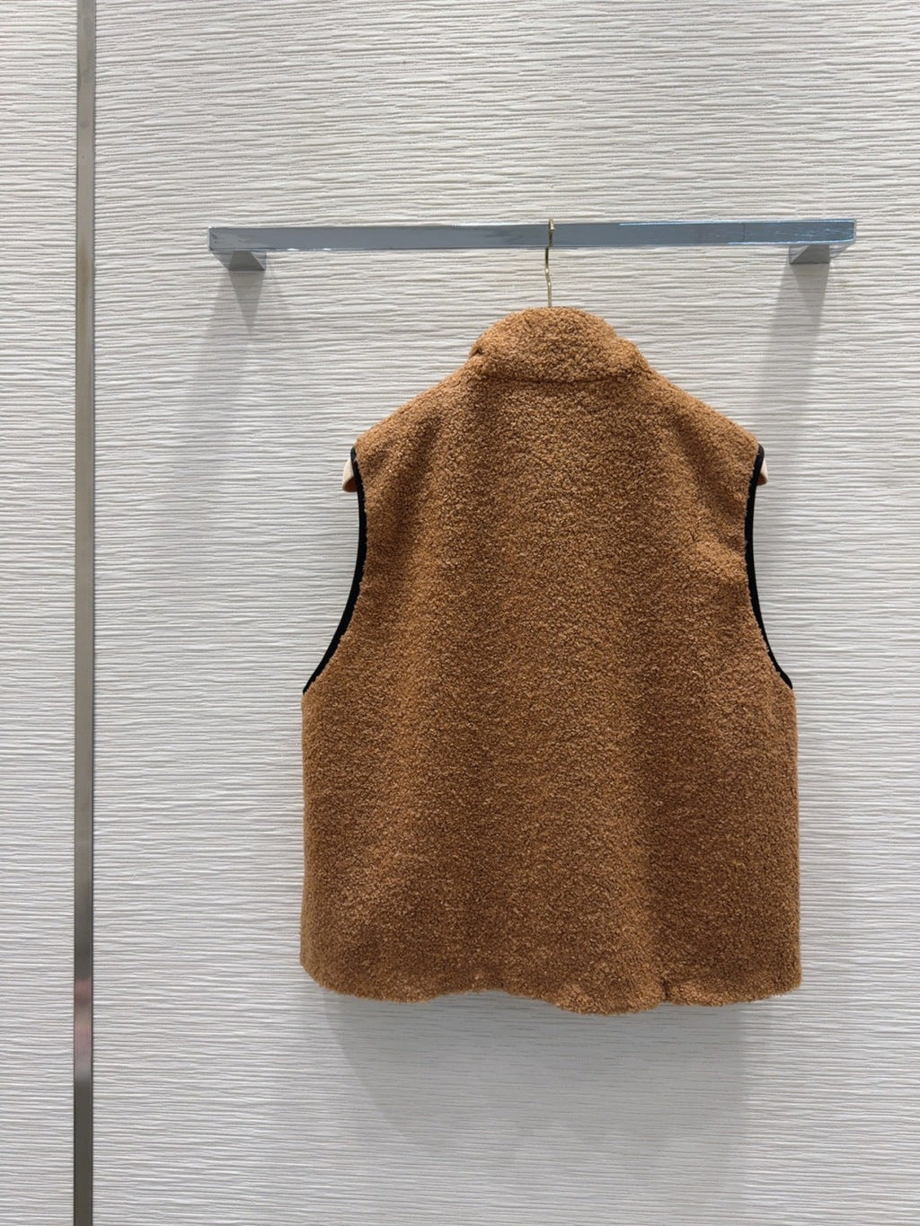 MIUMIU VEST STYLE 800