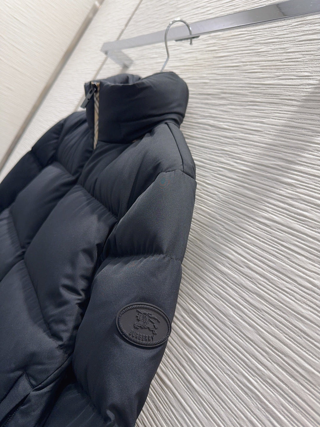 BURBERRY 25S DOWN JACKET 311