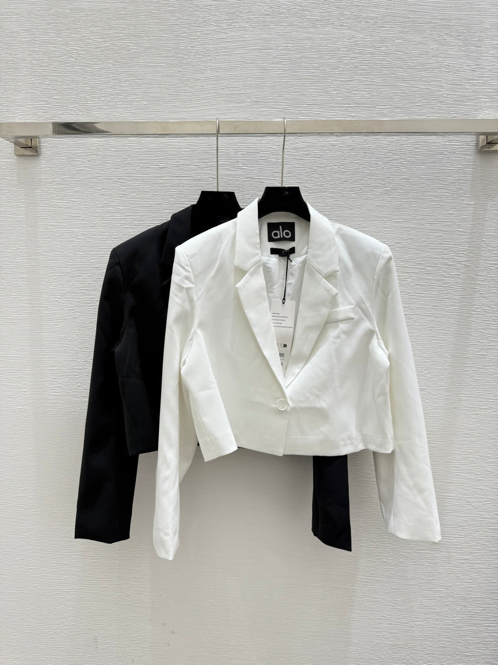 ALO CROPPED BLAZER STYLE 88