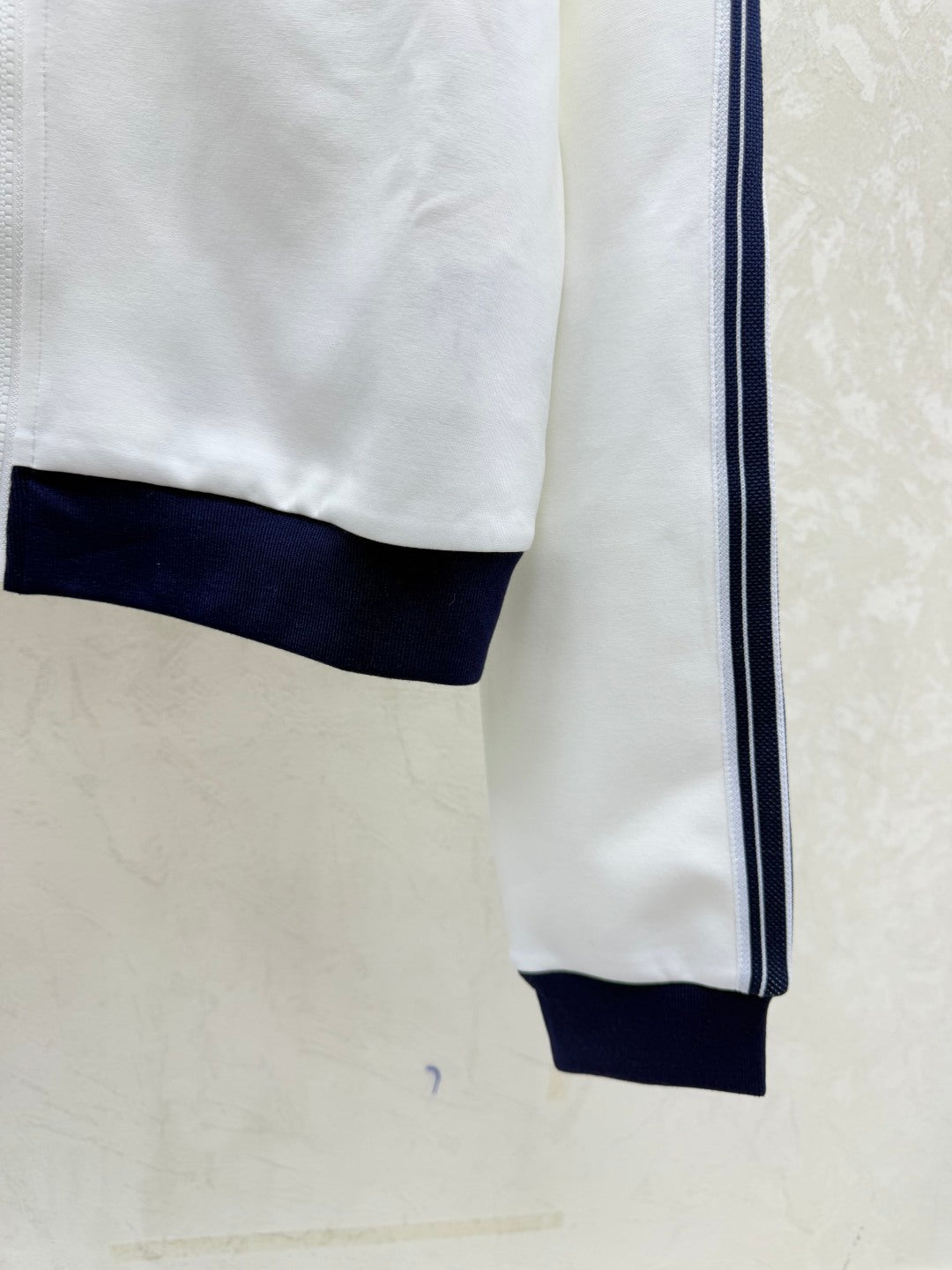 PRADA 25S JACKET 373