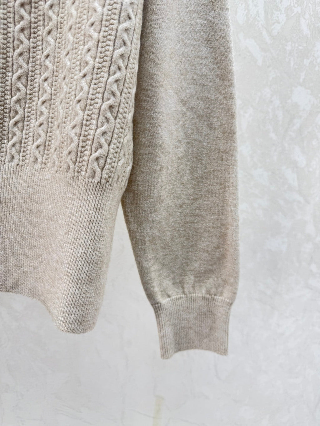 CHANEL 25S SWEATER WITH SCARF 522