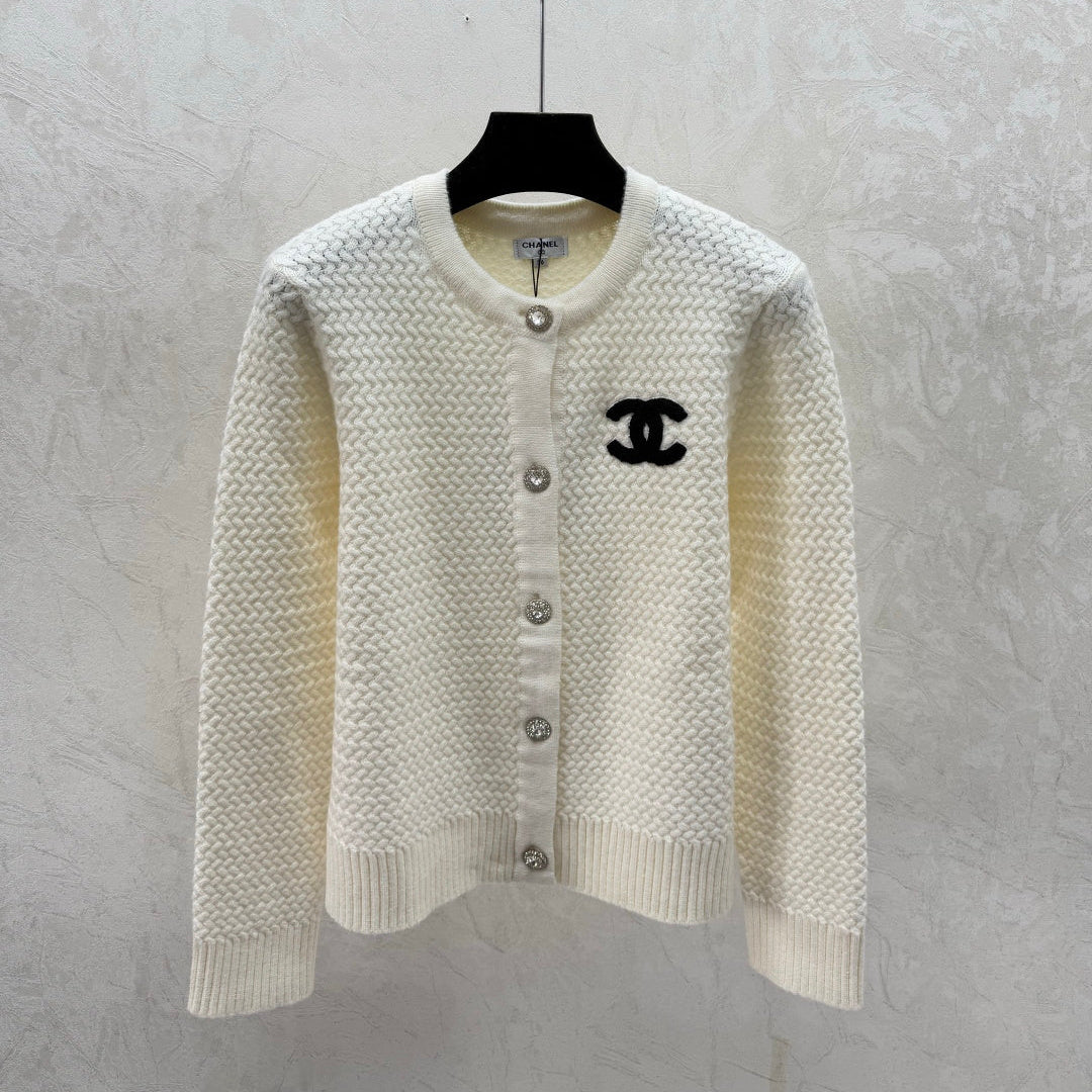 CHANEL 25S ROUND-NECK CARDIGAN 519