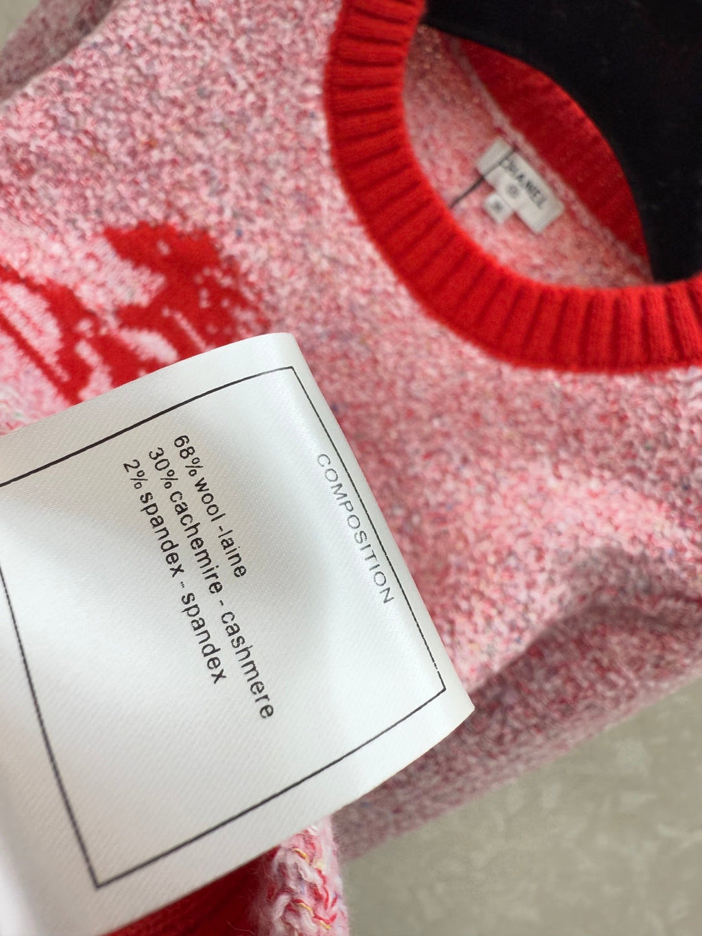 CHANEL 25S LONG-SLEEVE ROUND-NECK SWEATER 514