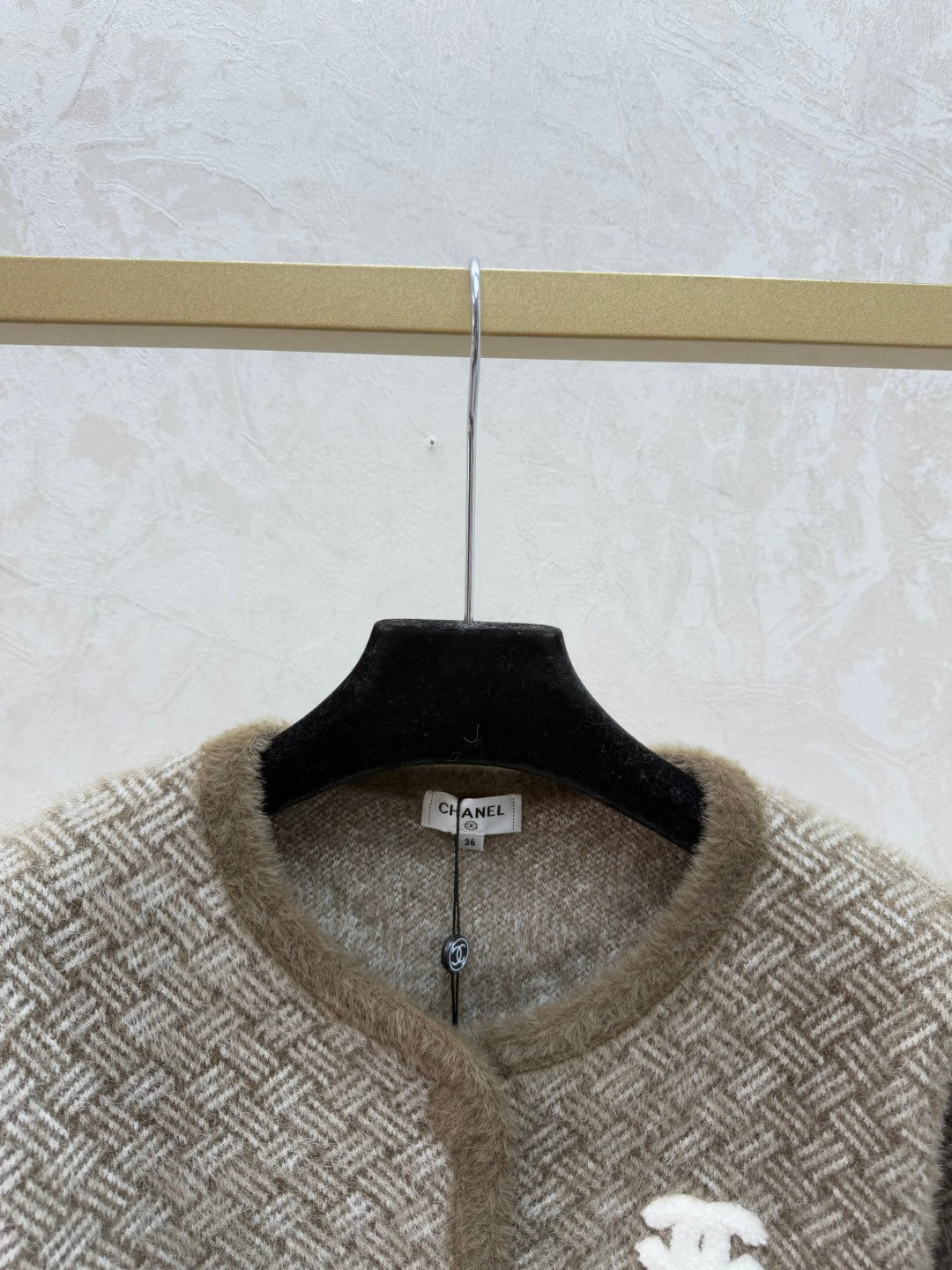 CHANEL 25S ROUND-NECK CARDIGAN 511