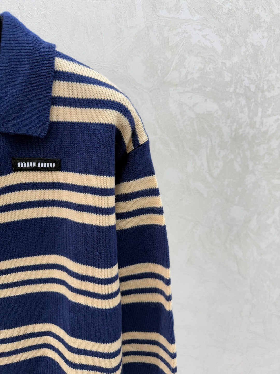 MIUMIU TURTLENECK SWEATER STYLE 672
