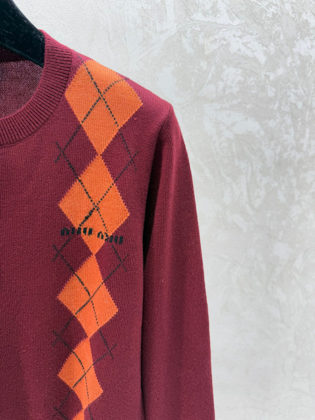 MIUMIU CARDIGAN STYLE 675