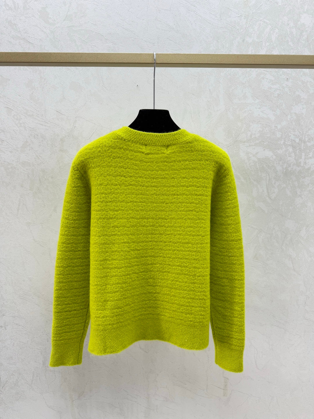 MIUMIU SWEATER STYLE 679