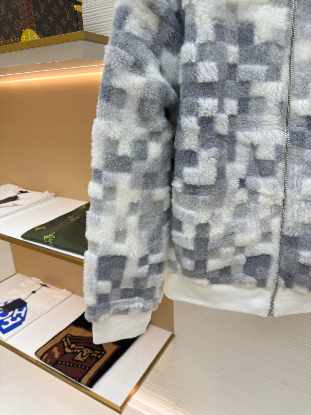 LV 25S CASHMERE COAT 589440