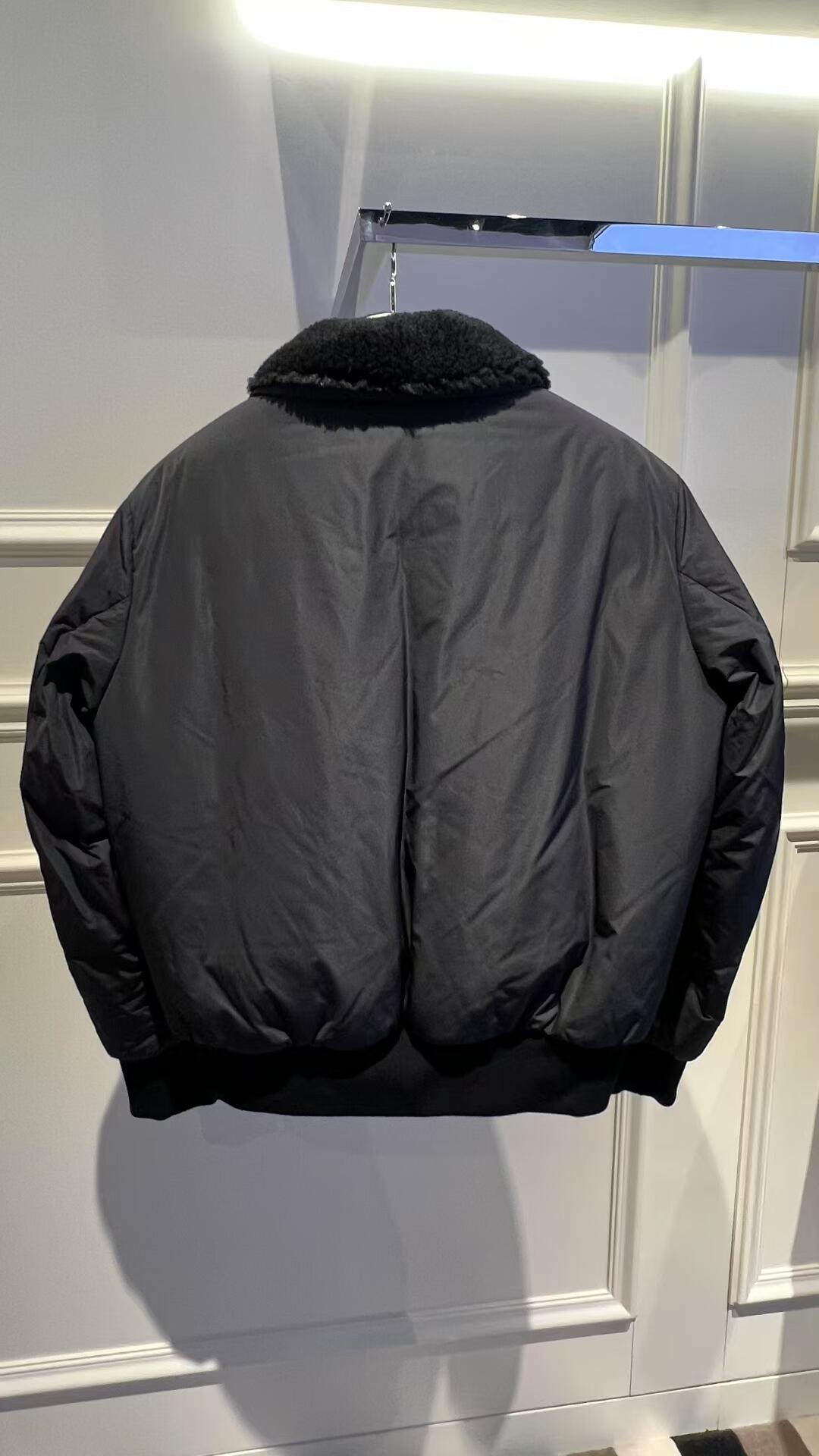 MONCLER BOMBER JACKET STYLE 162