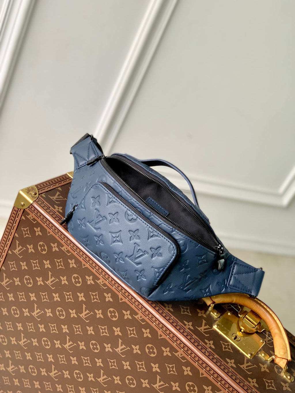 RUSH BUMBAG 30 IN DARK BLUE MONOGRAM SHADOW CALFSKIN